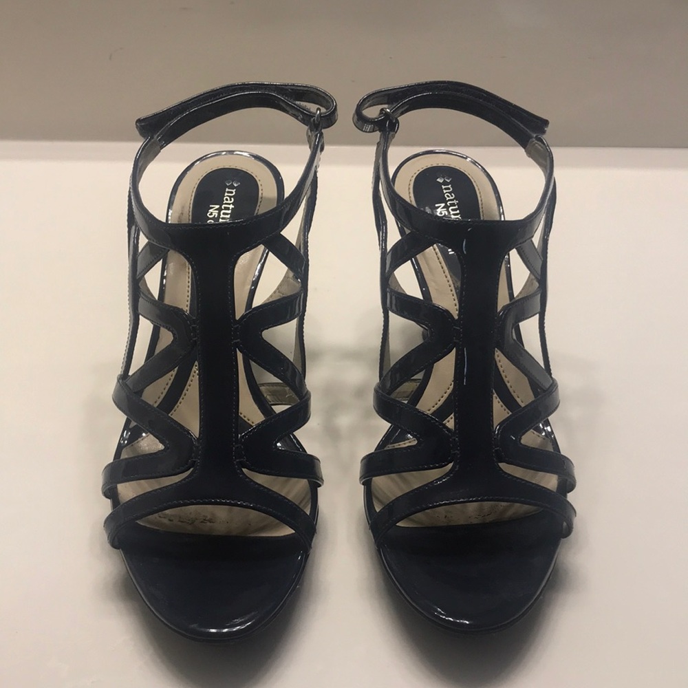 Naturalizer N5 comfort Navy Blue size 8 1/2 heels